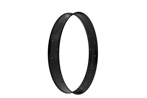 W020_0633_KOMLighti76_26fullIS