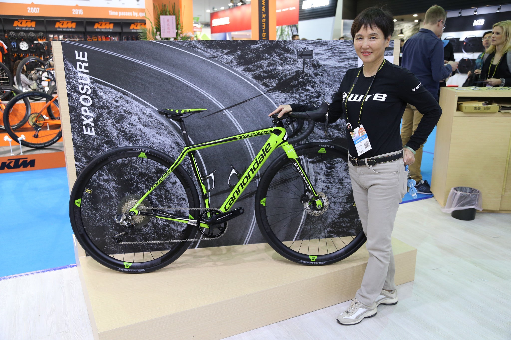 Taipei Cycle Show Display Bike #1: Tina Kuo's Cannondale Synapse Hi-Mod Team